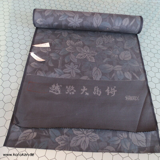 Blätter graublau in anthrazit Kasuri Tsumugi Seide Tanmono