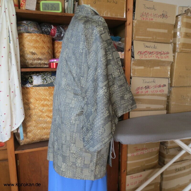 Dochugi Kimono Jacke, graubeiges Jacquard Mischgewebe