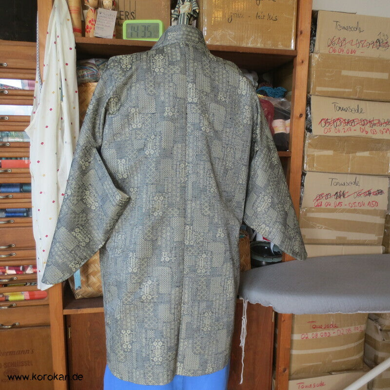 Dochugi Kimono Jacke, graubeiges Jacquard Mischgewebe