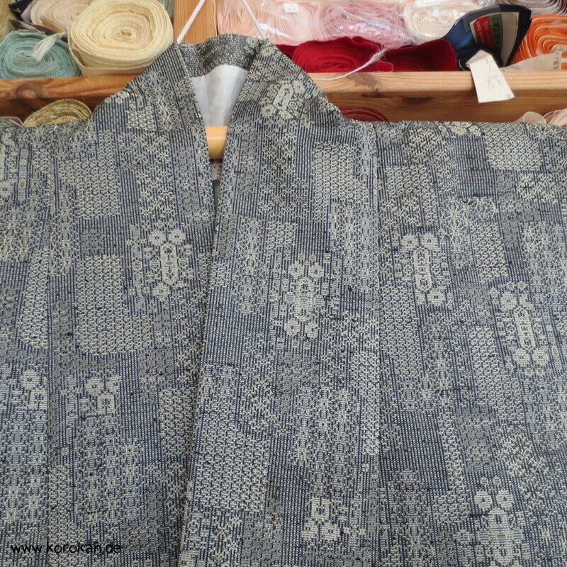 Dochugi Kimono Jacke, graubeiges Jacquard Mischgewebe