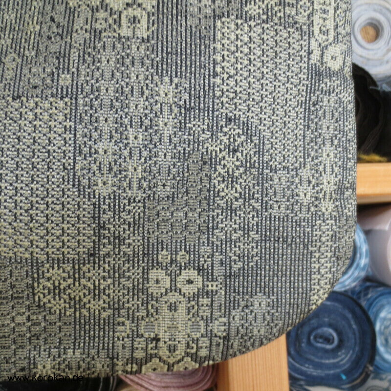 Dochugi Kimono Jacke, graubeiges Jacquard Mischgewebe