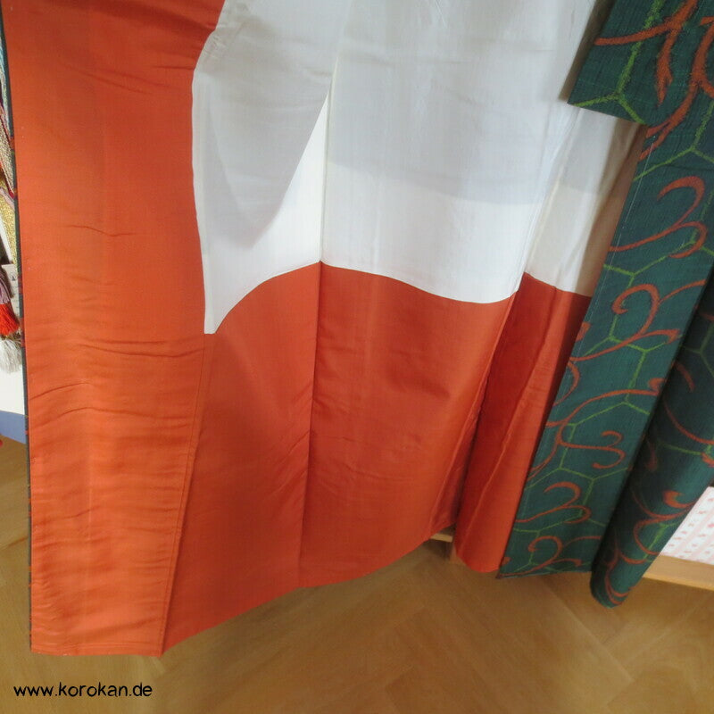 Japan Kikko, Arabeske Kasuri Tsumugi Seiden Kimono