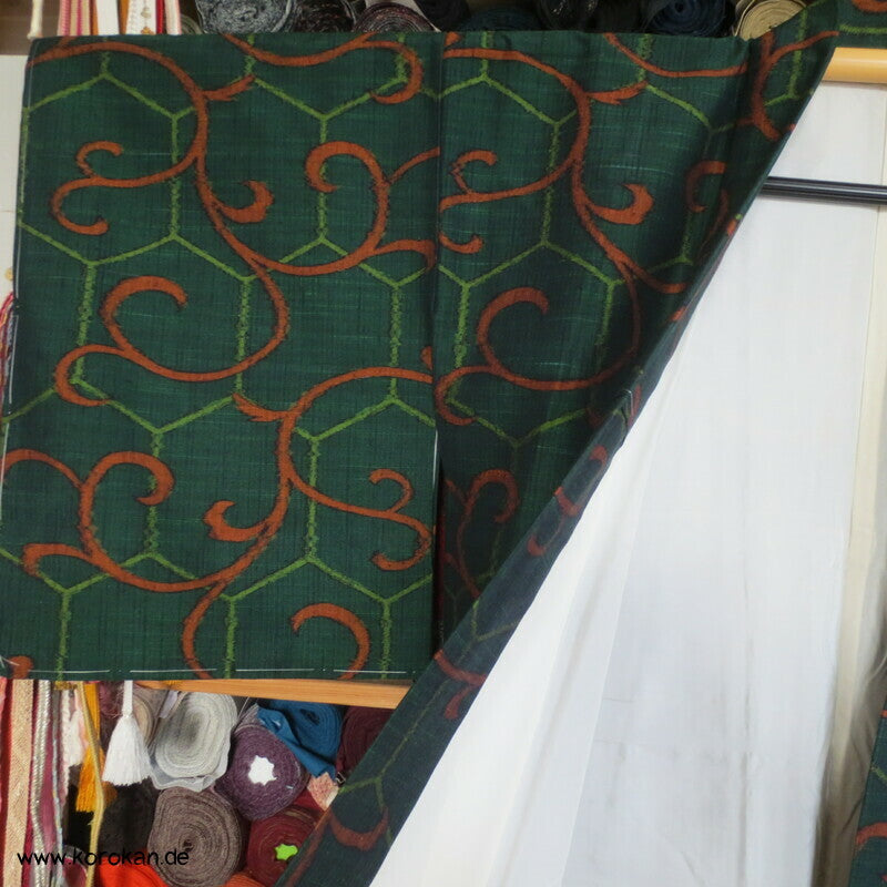 Japan Kikko, Arabeske Kasuri Tsumugi Seiden Kimono