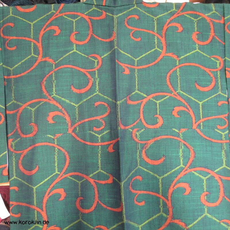 Japan Kikko, Arabeske Kasuri Tsumugi Seiden Kimono