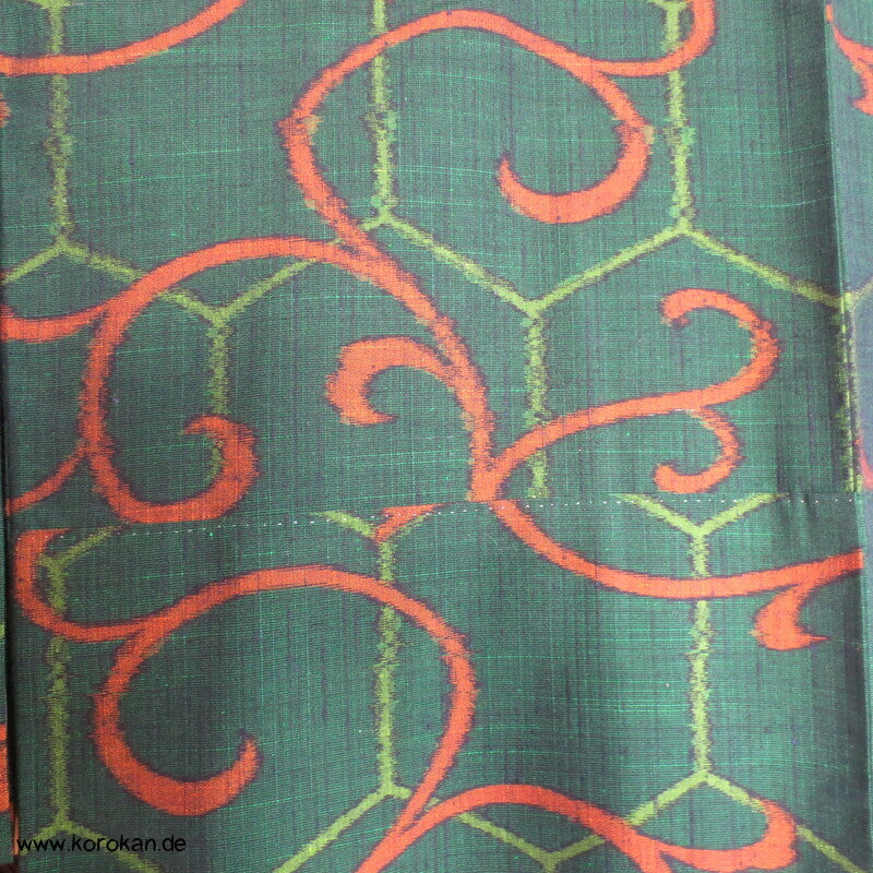 Japan Kikko, Arabeske Kasuri Tsumugi Seiden Kimono
