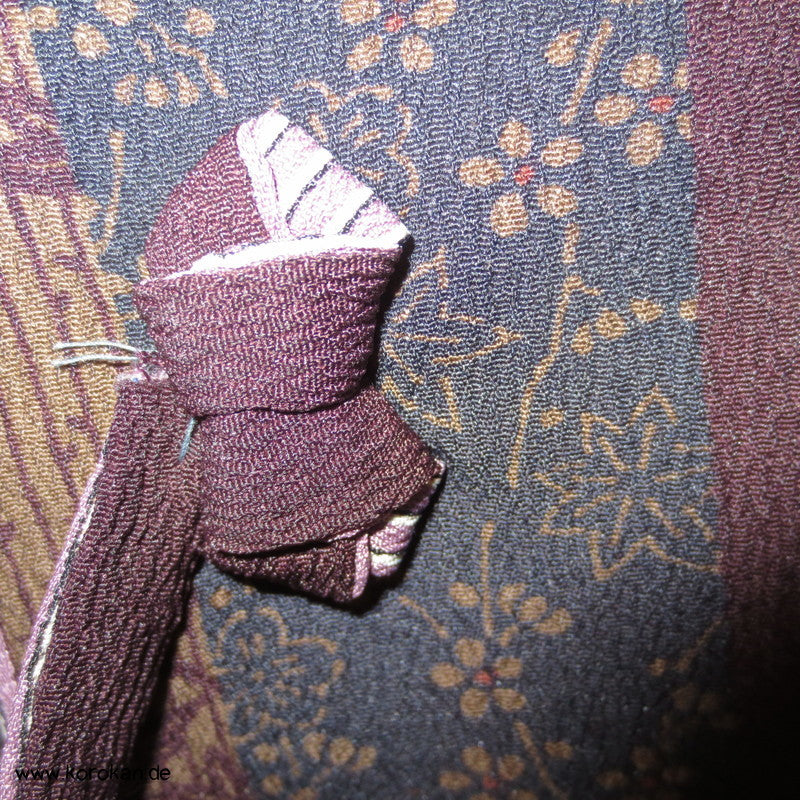 gedeckte Blumenstreifen Dochugi Kimonojacke