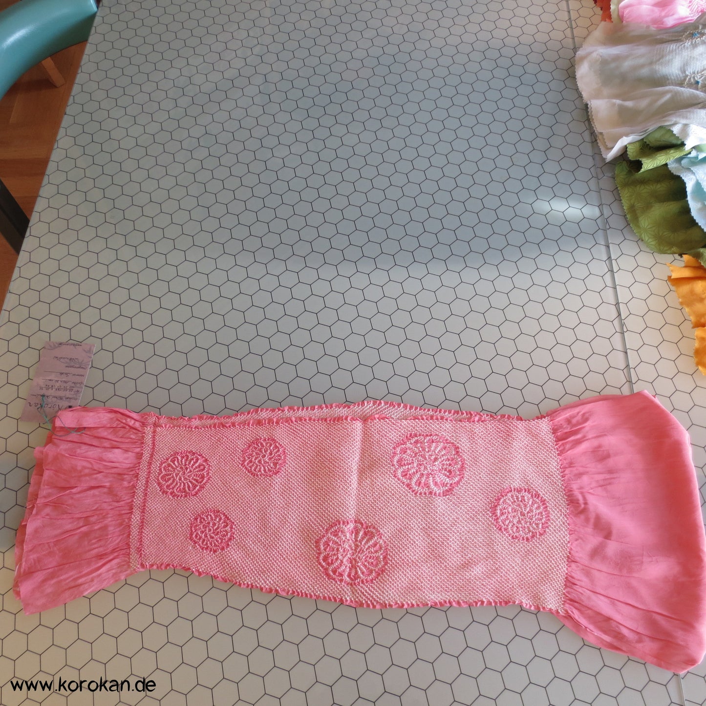Shibori Chrysanthemen Obiage, dicker Pongé