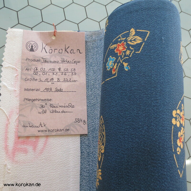 Musterfächer auf petrol Chirimen Kimono Seiden Crepe