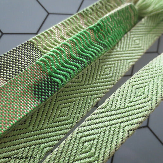 Saganishiki, eine Seite Brokat, eine Seite geflochten