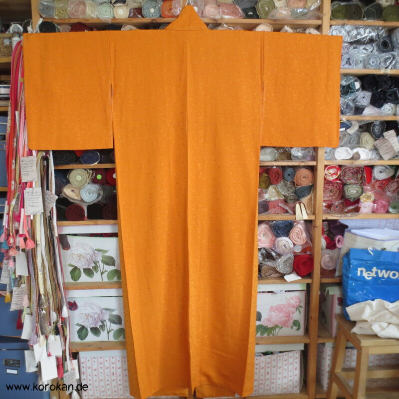 gewebten Zweige goldoranger Iromuji einfarbiger Seiden Kimono