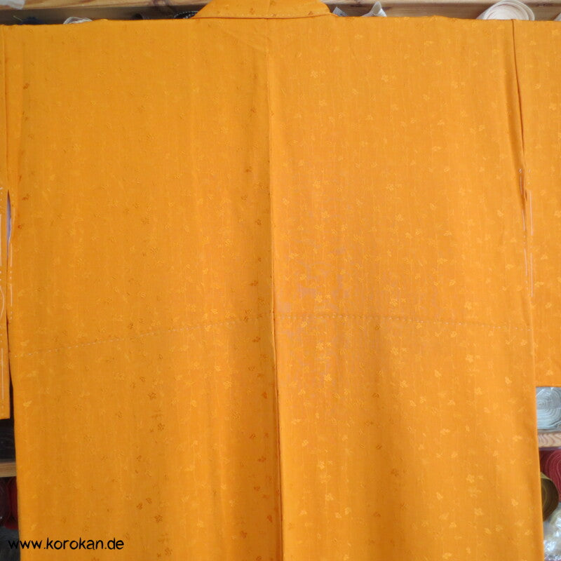 gewebten Zweige goldoranger Iromuji einfarbiger Seiden Kimono