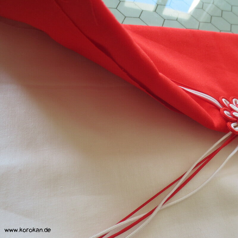 rotes und weißes Batist Baumwollfutter für Kimono, Kanzashiblüte