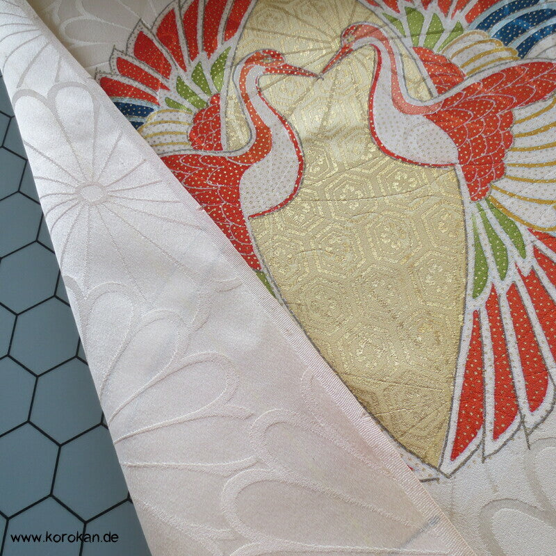 Araihari Furisode Kranich Seidendamast mit Stickerei