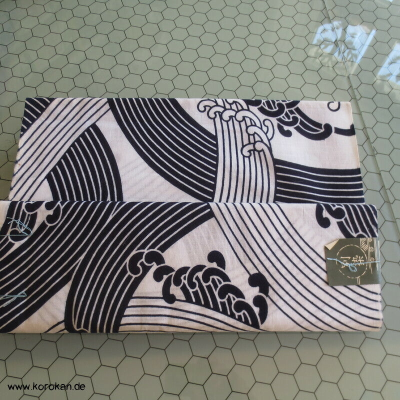 Wellen und Kanji originalgehefteter japanischer Yukata Kimono Baumwoll Stoff