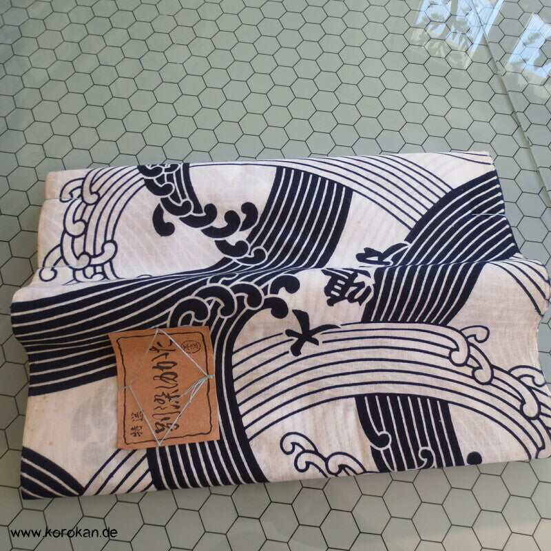 Wellen und Kanji originalgehefteter japanischer Yukata Kimono Baumwoll Stoff