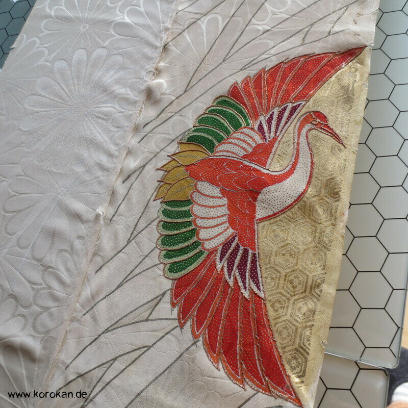 Araihari Furisode Kranich Seidendamast mit Stickerei