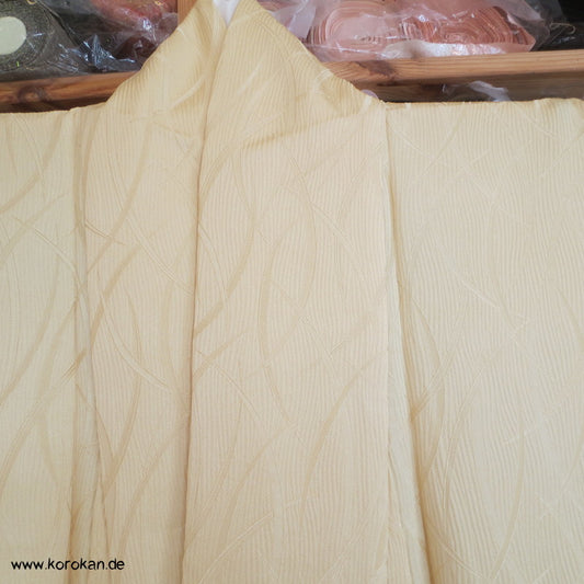 gewebtes Gräsermuster hellgelber Seidendamast Iromuji Hitoe Kimono