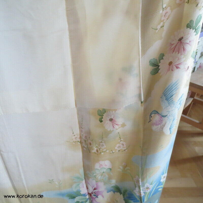 Furisode ? Nakagi? antiker Kimono, leicht mit Mandarinenten