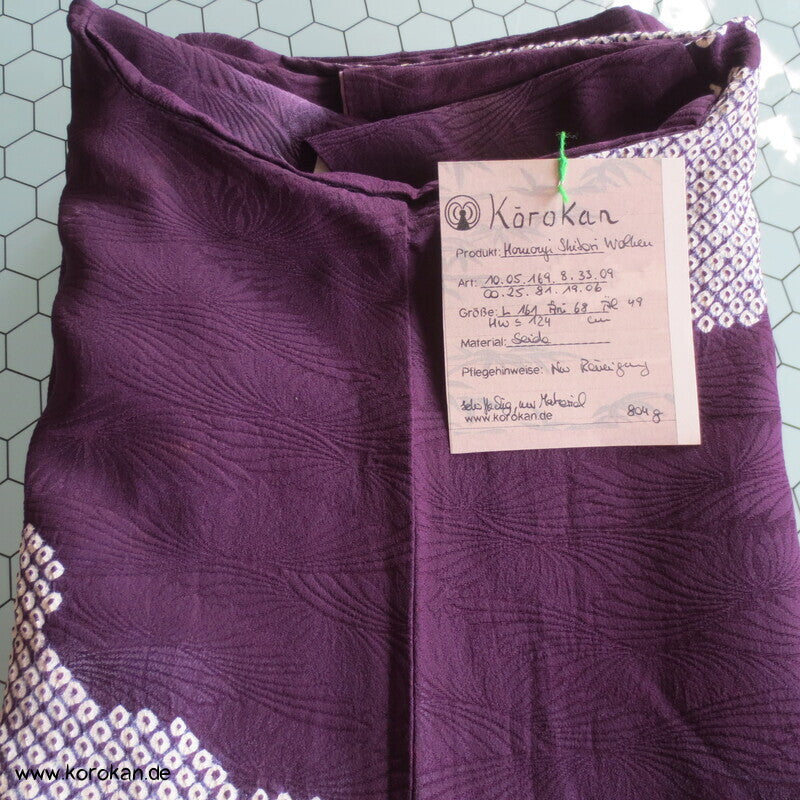 Shibori Wolkenmuster, aubergine Seidendamast Tsukesage Kimono