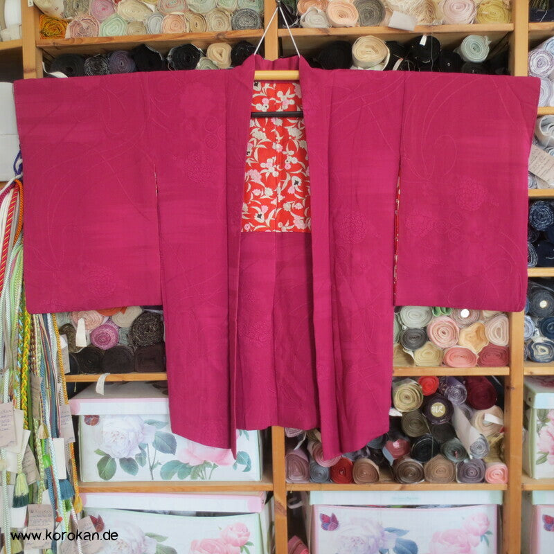 pinkfarbige Seiden Matelassé Mangiku Haori