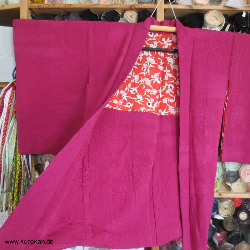 pinkfarbige Seiden Matelassé Mangiku Haori
