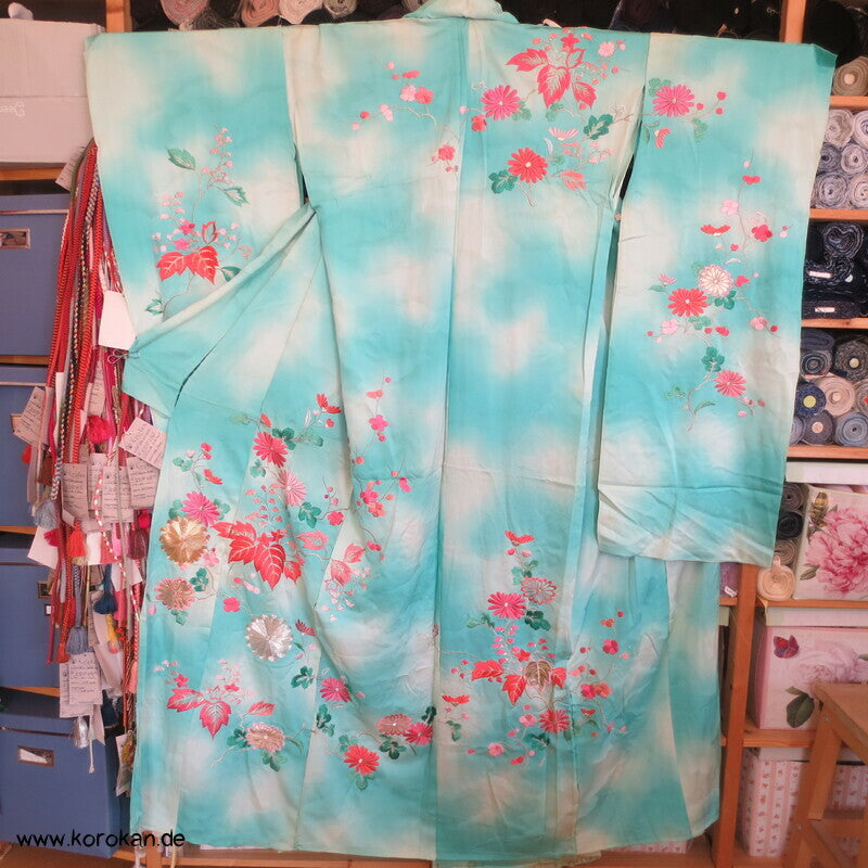 türkis Bokashi, üppige Stickerei Araihari Stoffstücke Seiden Karieba Furisode