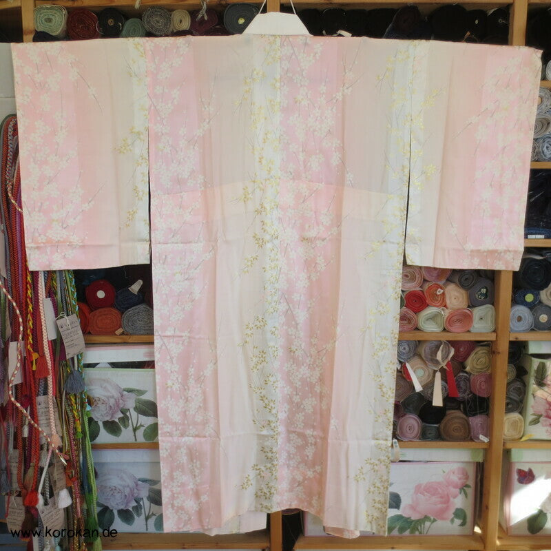 Sakura Seide mit Golddruck Juban Unterkimono