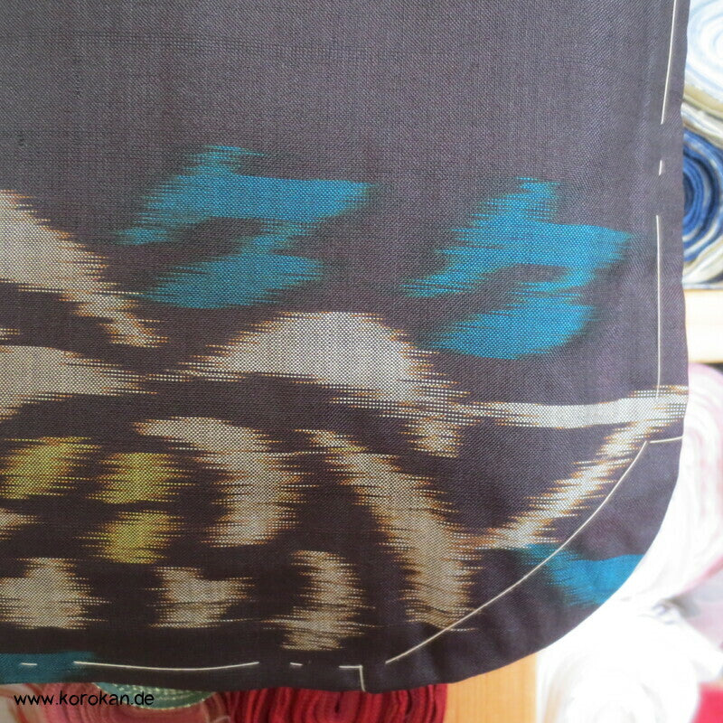Japan Art Deco Chrysanthemen auf schwarz Meisen Seiden Kimono