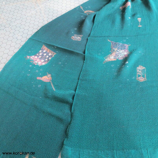 handgemalte Vanity Motive auf dunkelgrünem Seiden Crepe Obiage