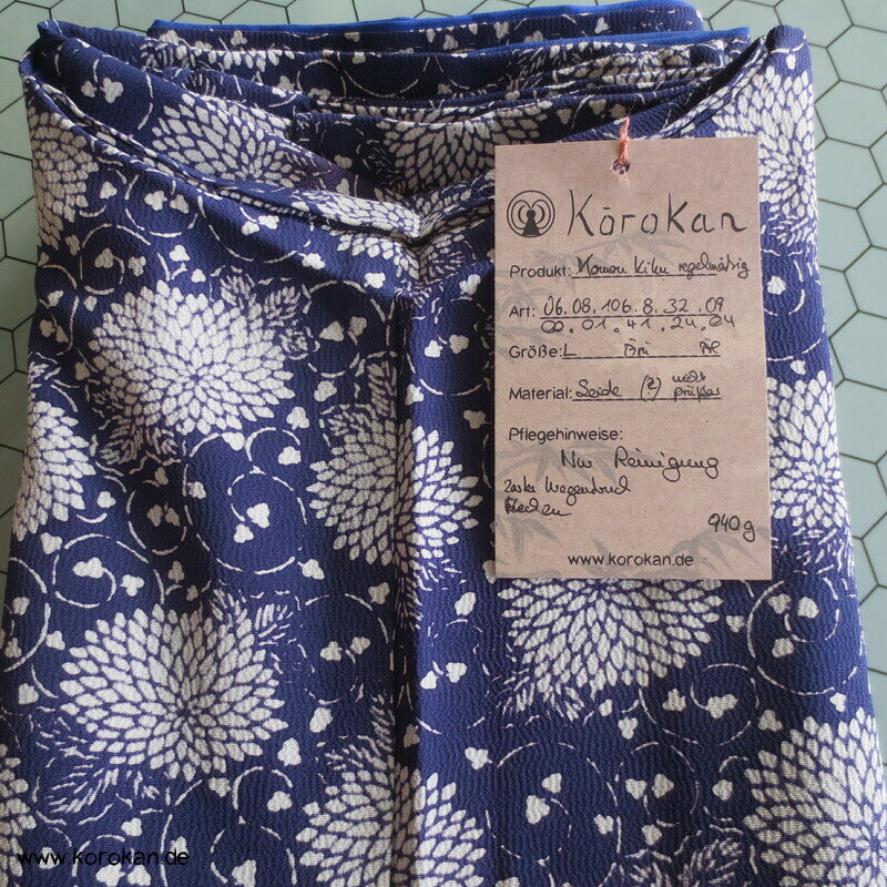 regelmäßige Chrysanthemen Komon Kimono