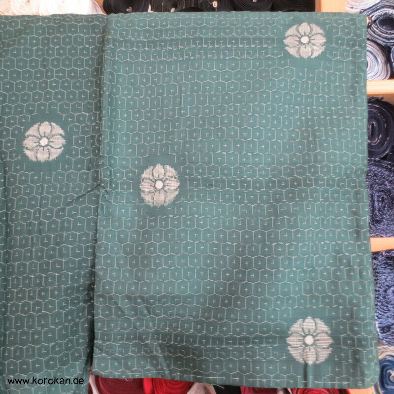 Kikko, Blumensignets japanischer Meisen Seiden Art Deco Kimono