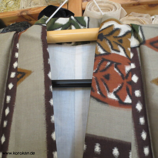 Japan Art Deco Blätter Meisen Seiden Kimono