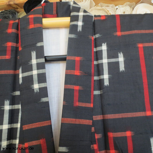 Sayagata rot - weiß auf schwarz Meisen Seiden Kimono