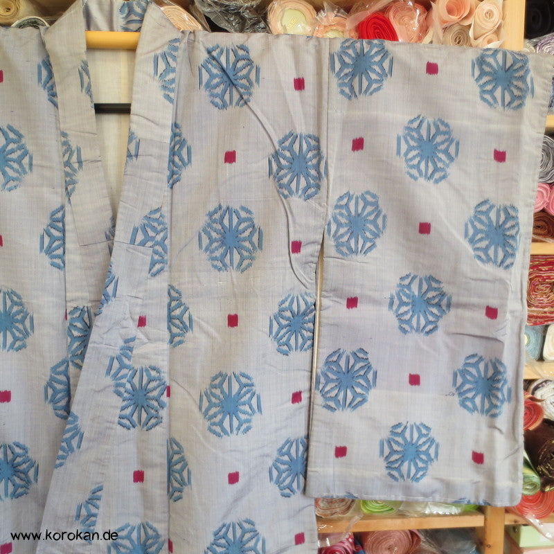 Asanoha Schneeflocken und rote Quadrate Meisen Seiden Kimono