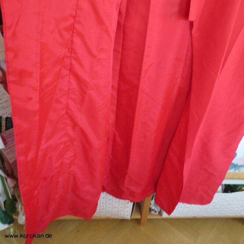 Mitsukiku japanischer gestickter Phönix Touristenkimono