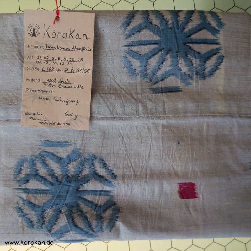 Asanoha Schneeflocken und rote Quadrate Meisen Seiden Kimono