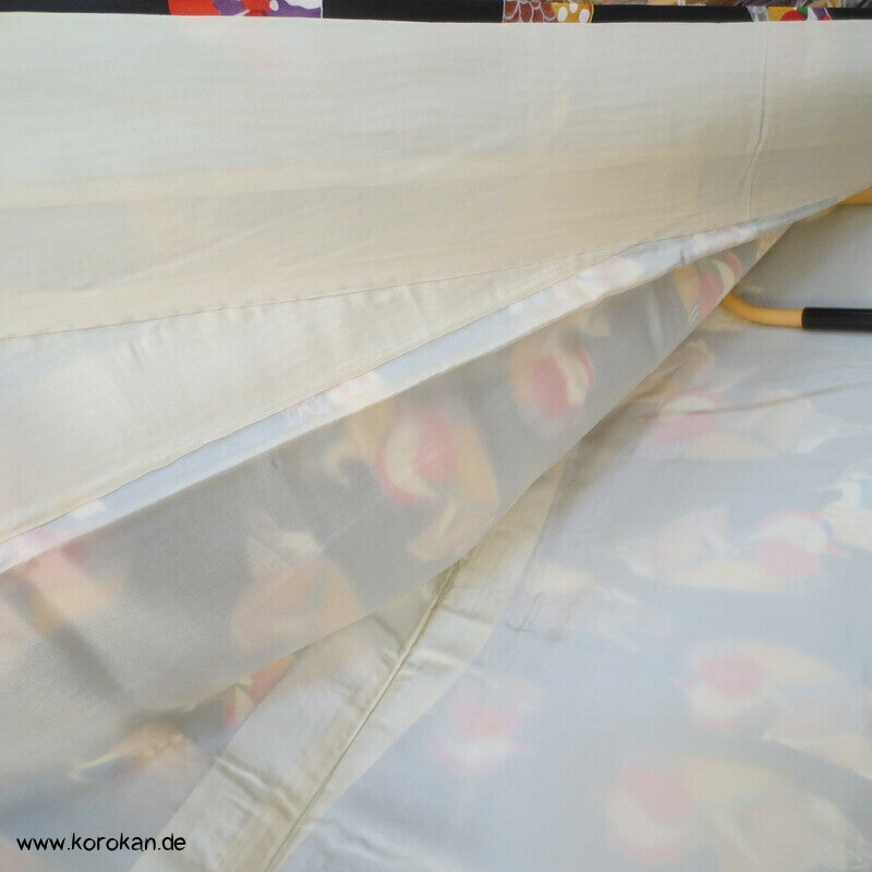 Komon Kimono Seidencrepe allover Mandarinenten