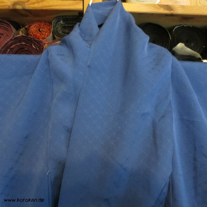 Schneelandschaft goldbestickt Irotomesode Kimono Seiden Karieba