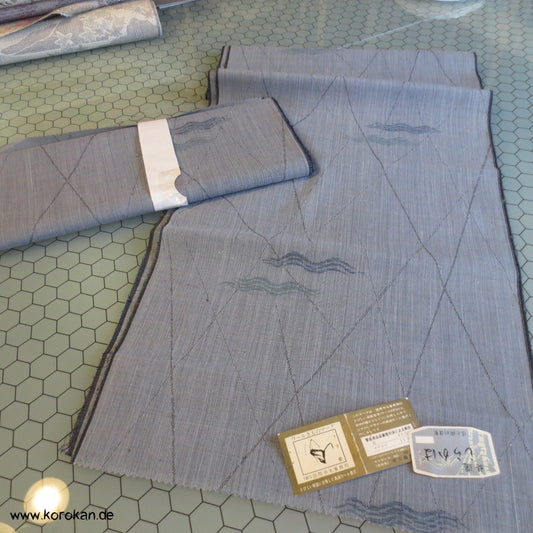 Welle Kimono Rho Stoff aus Wolle, zart und durchsichtig