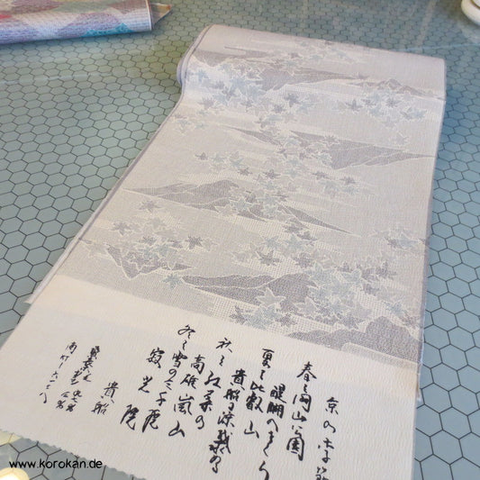 Berge Druck Kasuri Kimono Wollgeorgette