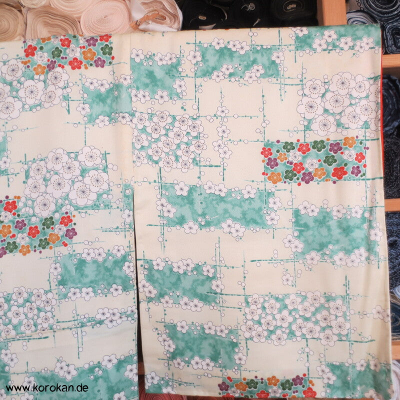bunte Ume Pflaumen Blüten Komon Kimono