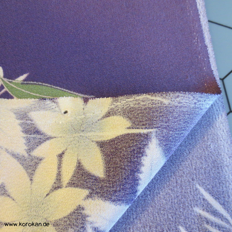 diagonaler Blumenstreifen Kimono Seidencrepe