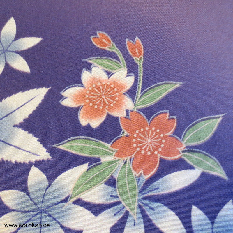 diagonaler Blumenstreifen Kimono Seidencrepe