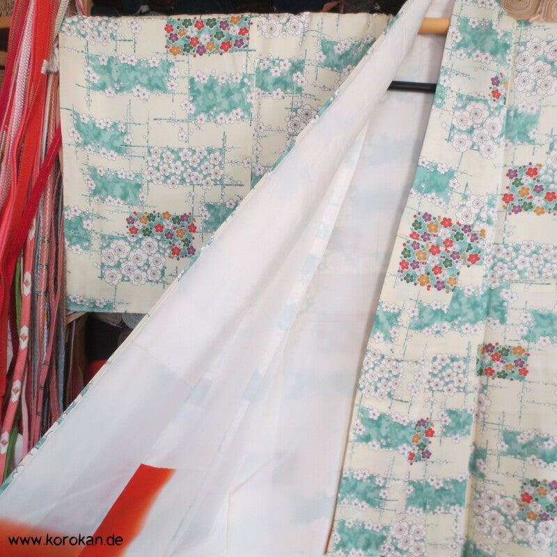 bunte Ume Pflaumen Blüten Komon Kimono