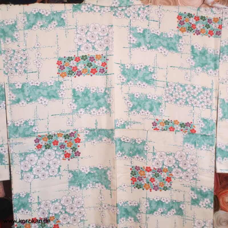 bunte Ume Pflaumen Blüten Komon Kimono