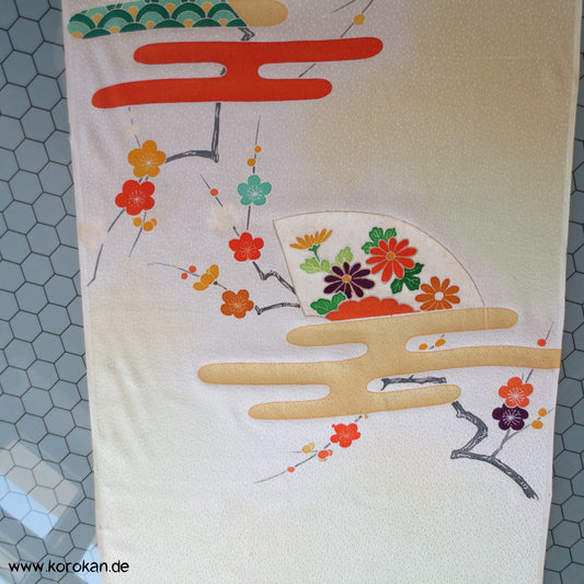 Egasumi Blüten Rinzu Seiden Damast Kimono Tanmono