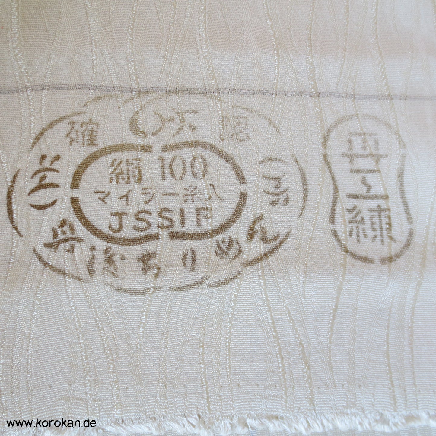 mille fleur Seidendamast Kimono Stoffrolle