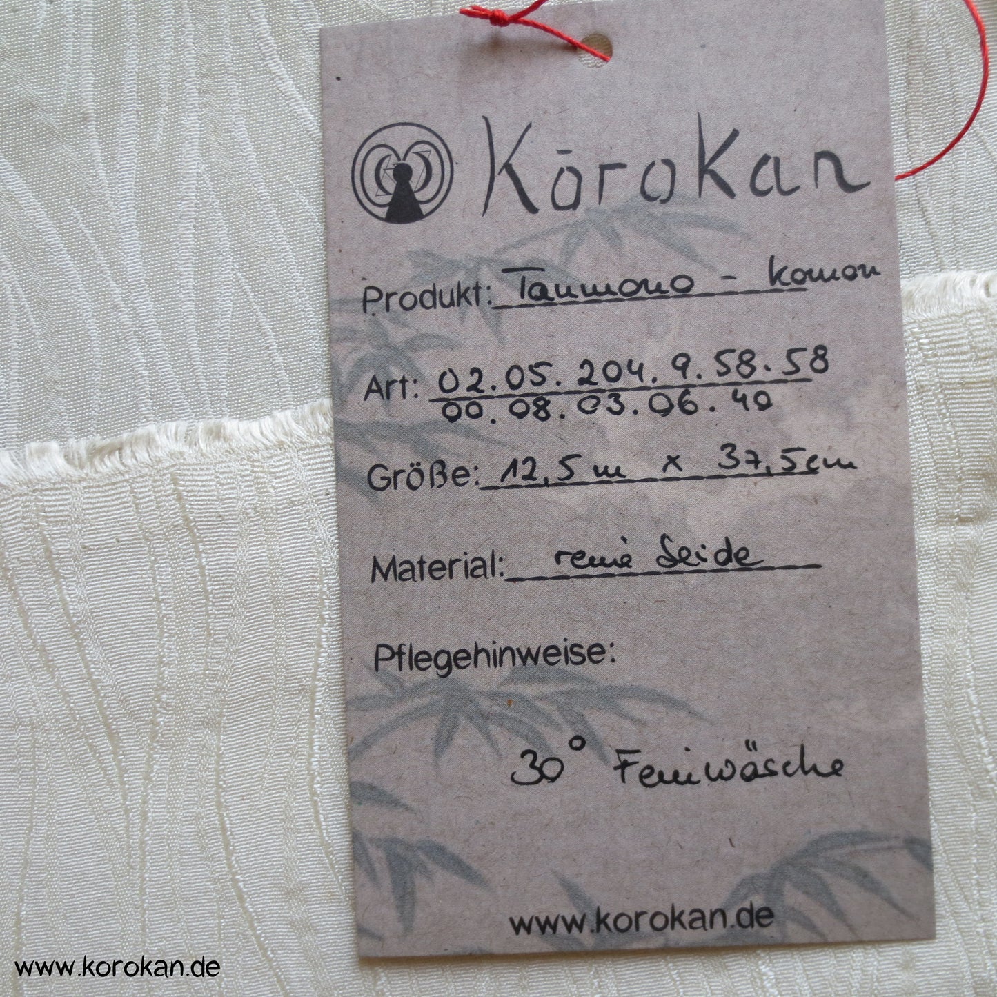 mille fleur Seidendamast Kimono Stoffrolle