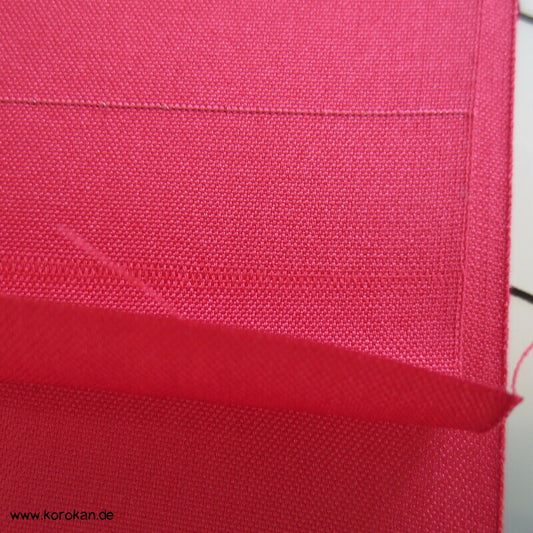 Hakkake Futterseide uni mattrot fein, fest