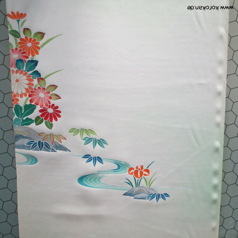 Blumen gemalt auf heller Seide Tanmono für Homongi